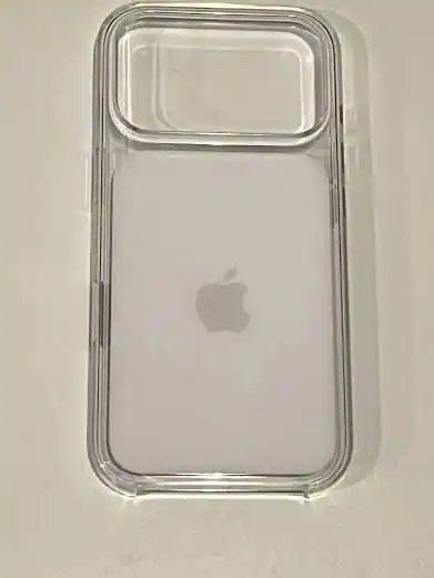 Apple - iPhone 17 Pro Max Case with MagSafe - Clear